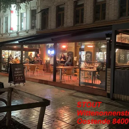 Prive-kamer Centrum Met Eigen Badkamer/wc *