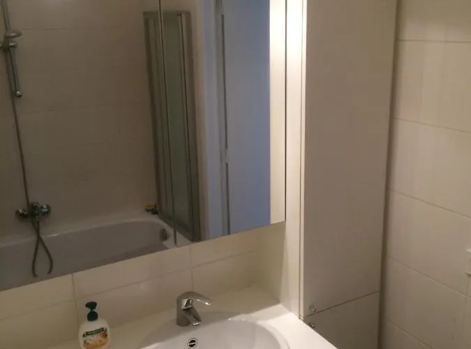 Privé-kamer Centrum Met Eigen Badkamer/wc * Ostenda