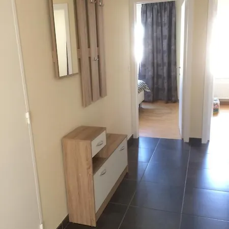 Privé-kamer Centrum Met Eigen Badkamer/wc *